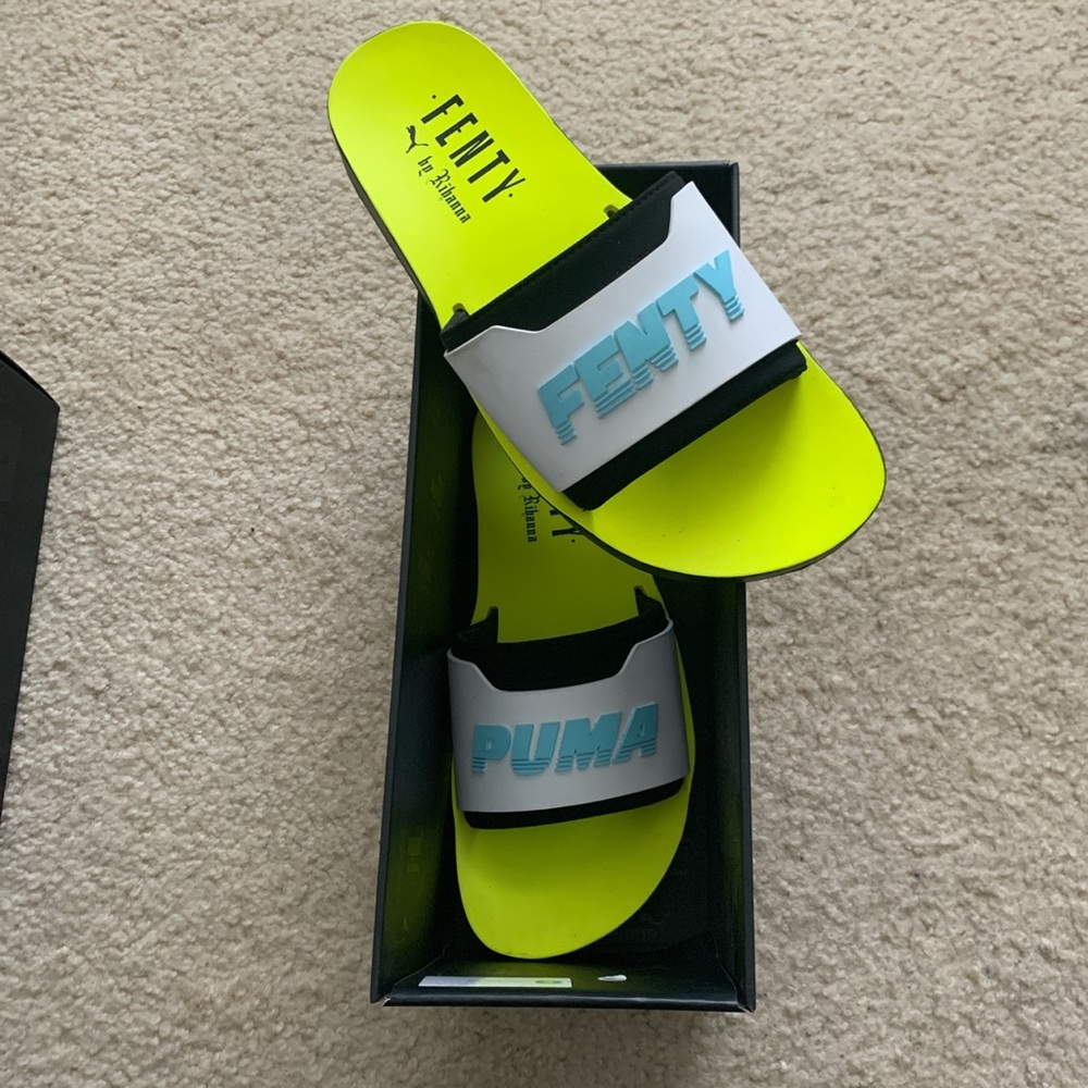 Fenty puma slides